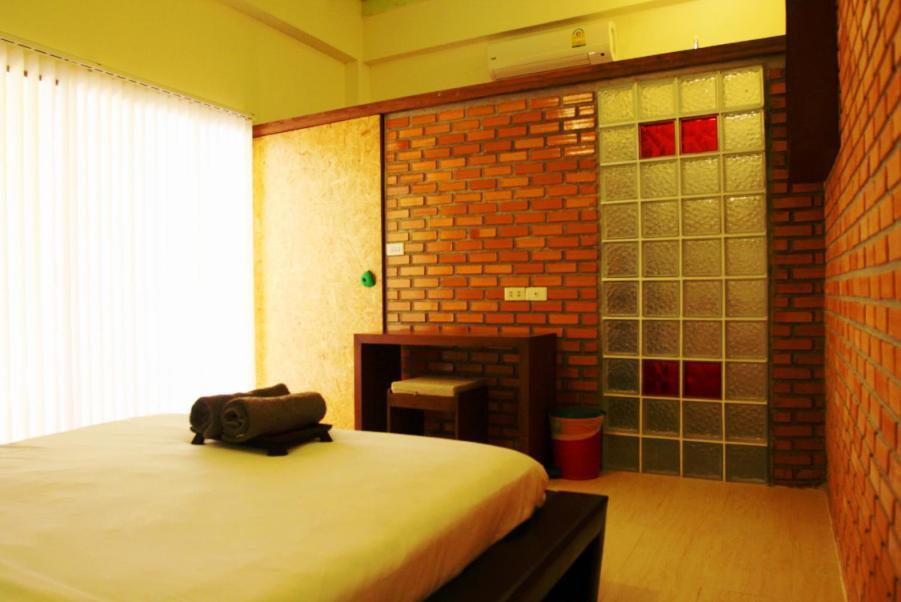 Smile House Guesthouse チエンマイ 部屋 写真