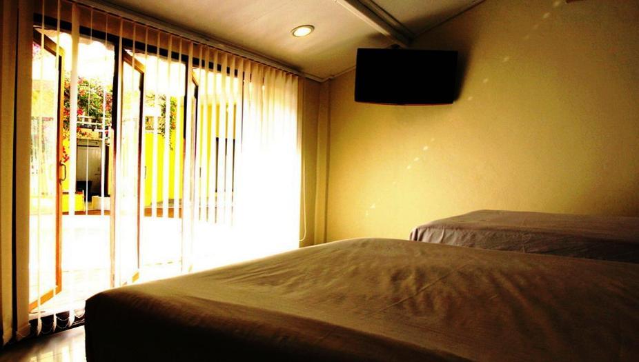 Smile House Guesthouse チエンマイ 部屋 写真