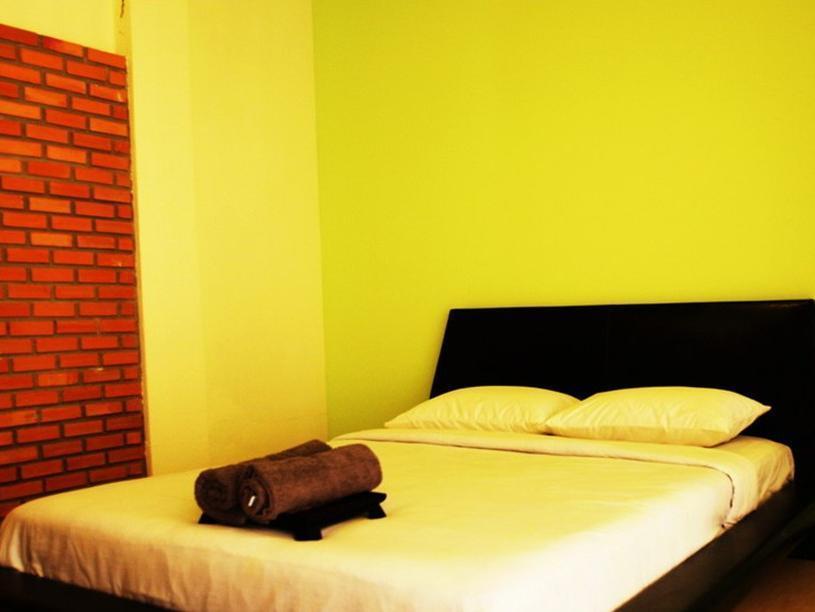 Smile House Guesthouse チエンマイ エクステリア 写真