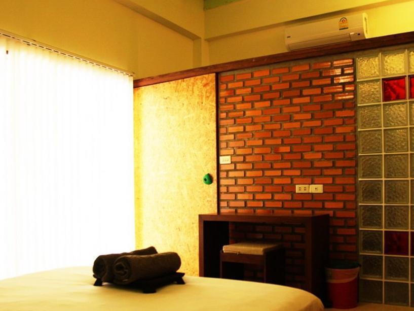 Smile House Guesthouse チエンマイ エクステリア 写真