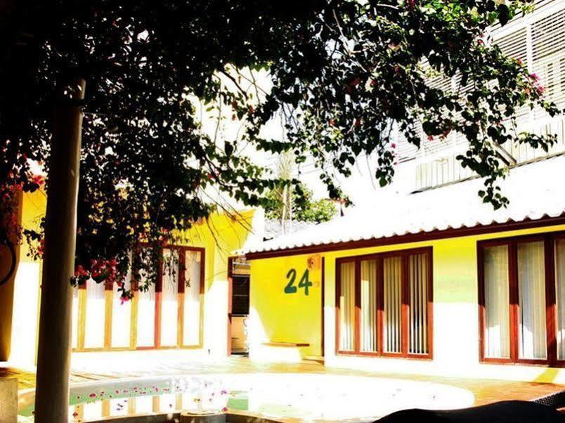 Smile House Guesthouse チエンマイ エクステリア 写真